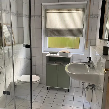 شقة Moderne Mit Terrasse & Parkplatz; Naehe Bwzk & Amazon كوبلنس