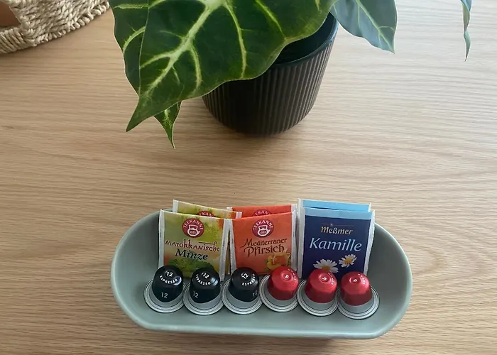 Moderne Mit Terrasse & Parkplatz; Naehe Bwzk & Amazon